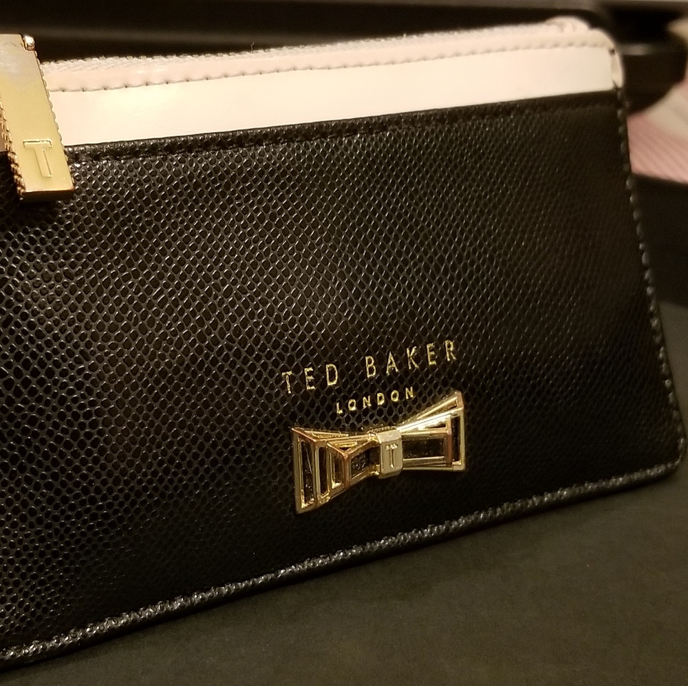 Ted Baker Bow Zipped Card Holder